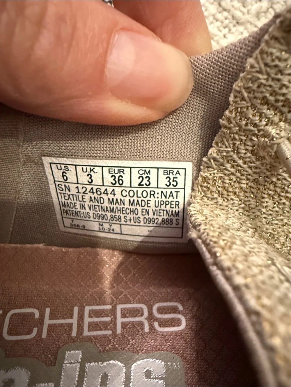 Skechers GOwalk Slip-On gold Sneakers comfortable slipon walking athleisure sz 6